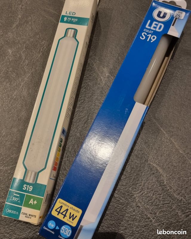 Néon(s)(2)LED.S19>6eurosPièce Ou10eurosLes2 (image 3)
