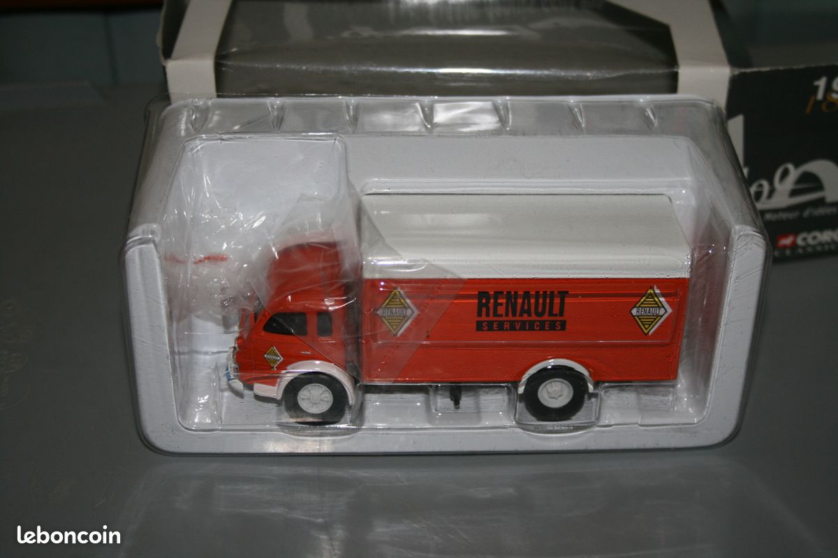 RENAULT FAINEANT CORGI HERITAGE COLORINE Beaumont-Monteux 26600