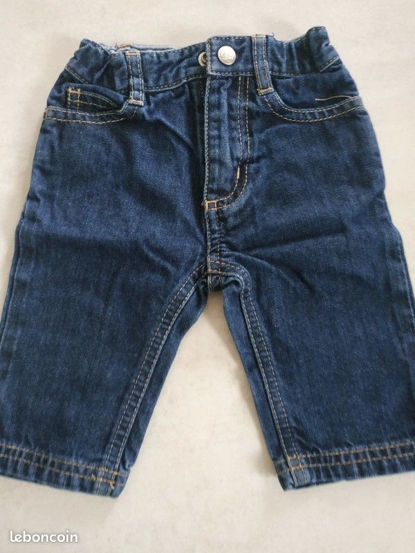 Lot pantalon, t-shirt, gilet 3 mois - garçon (image 2)