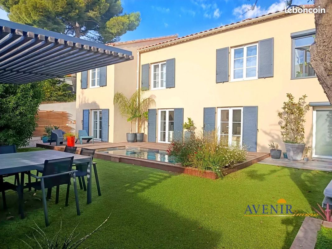 Maison 6 pièces 135 m² · à Carry-le-Rouet · 135 m² · 790 000 €