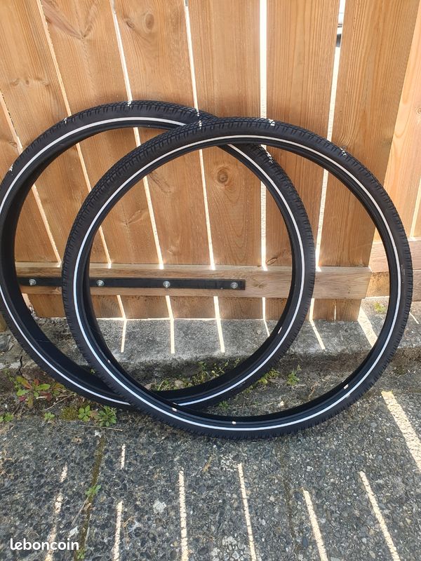 2 pneus 47-622 / 700 x 47c (image 1)