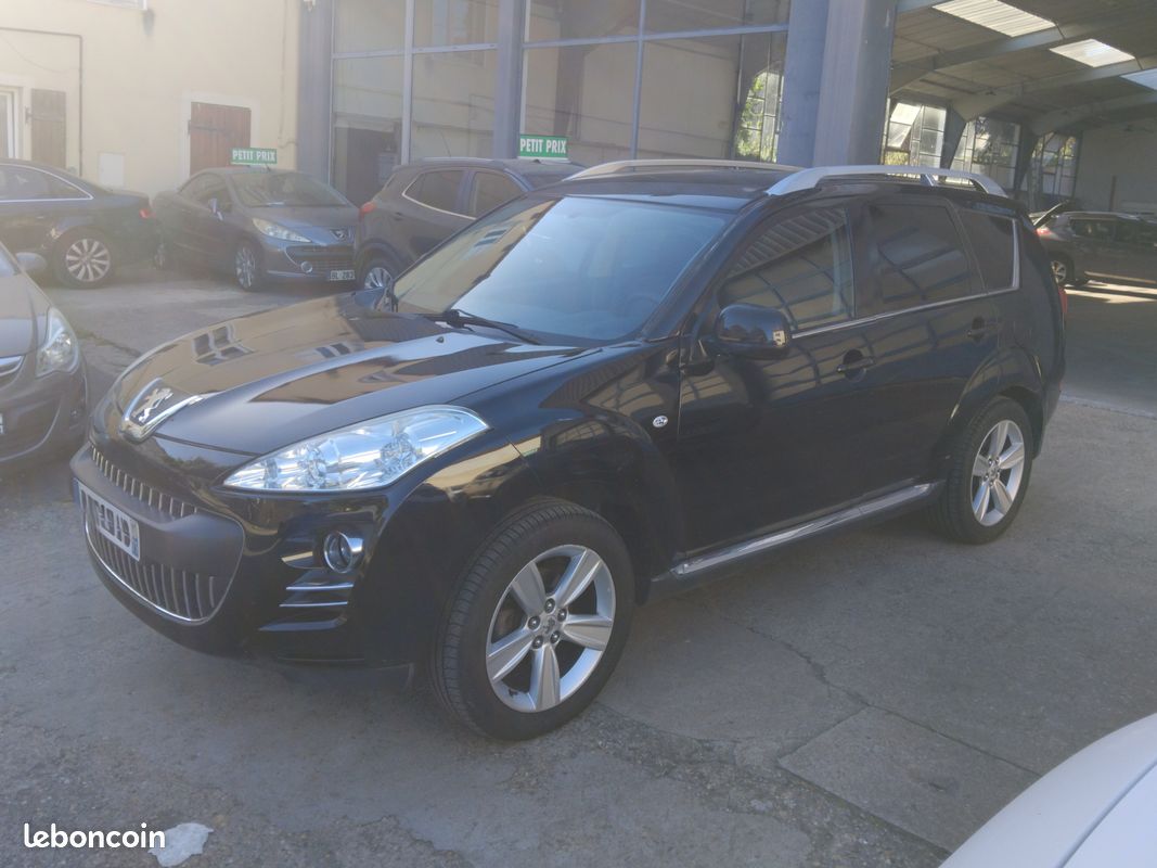 Peugeot 4007 2.2 HDI 156ch 7 places — photo 1