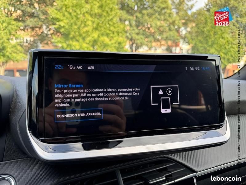 Peugeot 2008 1.2 Hybrid 136ch Allure e-DCS6 (image 28)