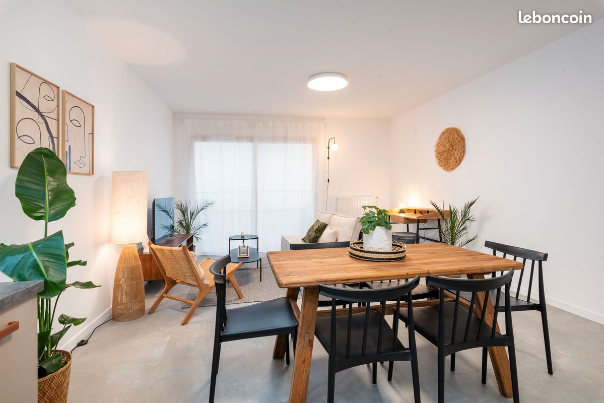 Appartement 3 pièces 80 m² · à Lyon · 80 m² · 1 699 €/mois