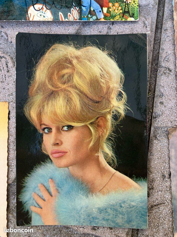 Cartes postales vedettes année 60 (image 8)