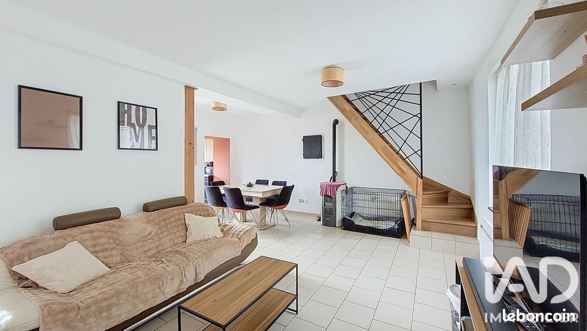 Maison 3 pièces 53 m² · à Villers-Pol · 53 m² · 740 €/mois