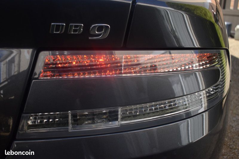Aston martin DB9 COUPE V12 5.9L 477CH TOUCHTRONIC2 (image 10)