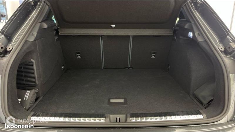 Audi Q3 1.5 e-hybrid 272ch S line S tronic 6 (image 25)