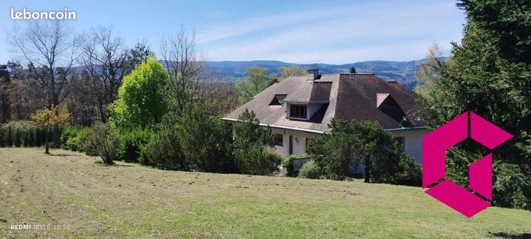 Maison 11 pièces 280 m²
