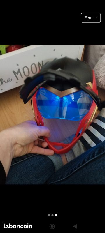 Jouet casque Marvel (image 3)