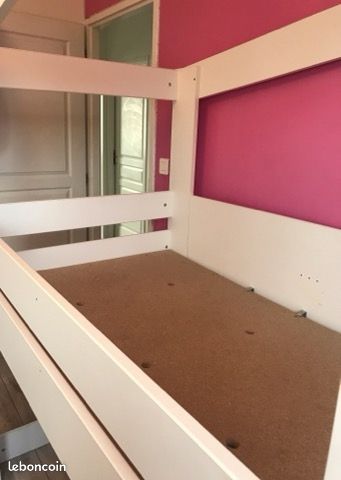 Lit mezzanine (image 4)