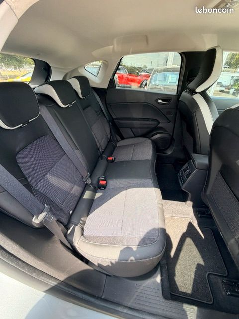 Captur techno e-tech hybrid 145 ch (image 8)