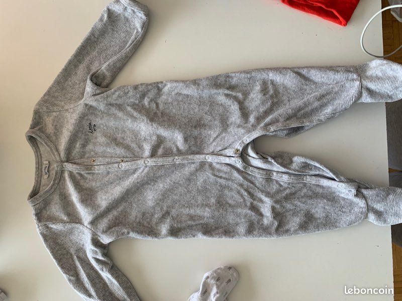 Lot 5 pyjamas 12 mois (image 7)