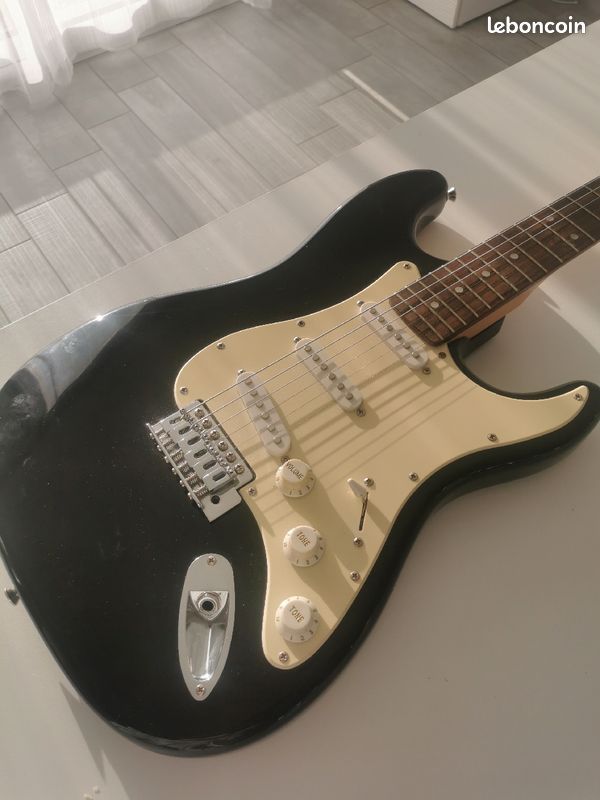Guitare électrique (image 4)