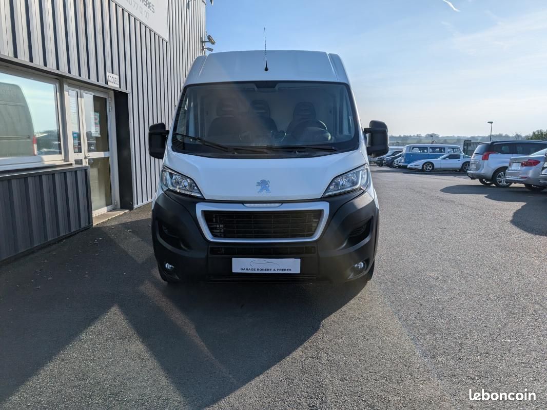 Peugeot Boxer FOURGON TOLE 330 L2H2 BLUEHDI 130 S&S PREMIUM PACK (image 2)