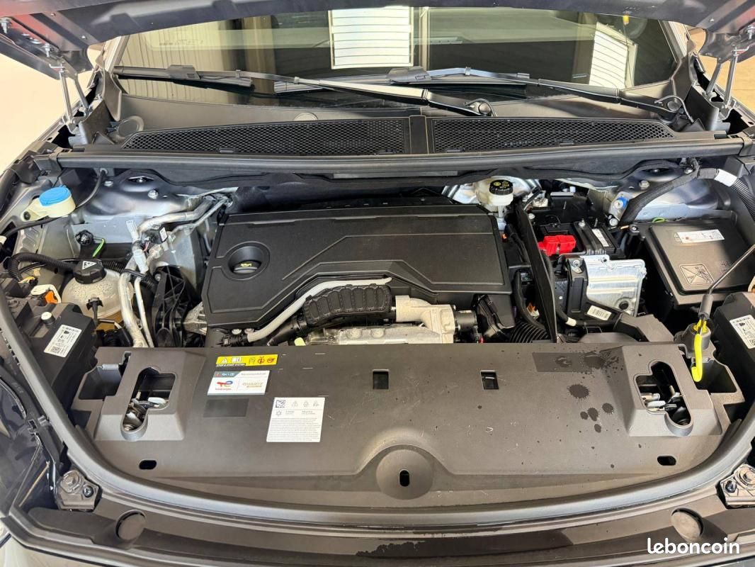 Peugeot 3008 Hybrid 145 e-DCS6 Allure - 21990 EUROS EXPORT ALGERIE TUNISIE MAROC (image 25)