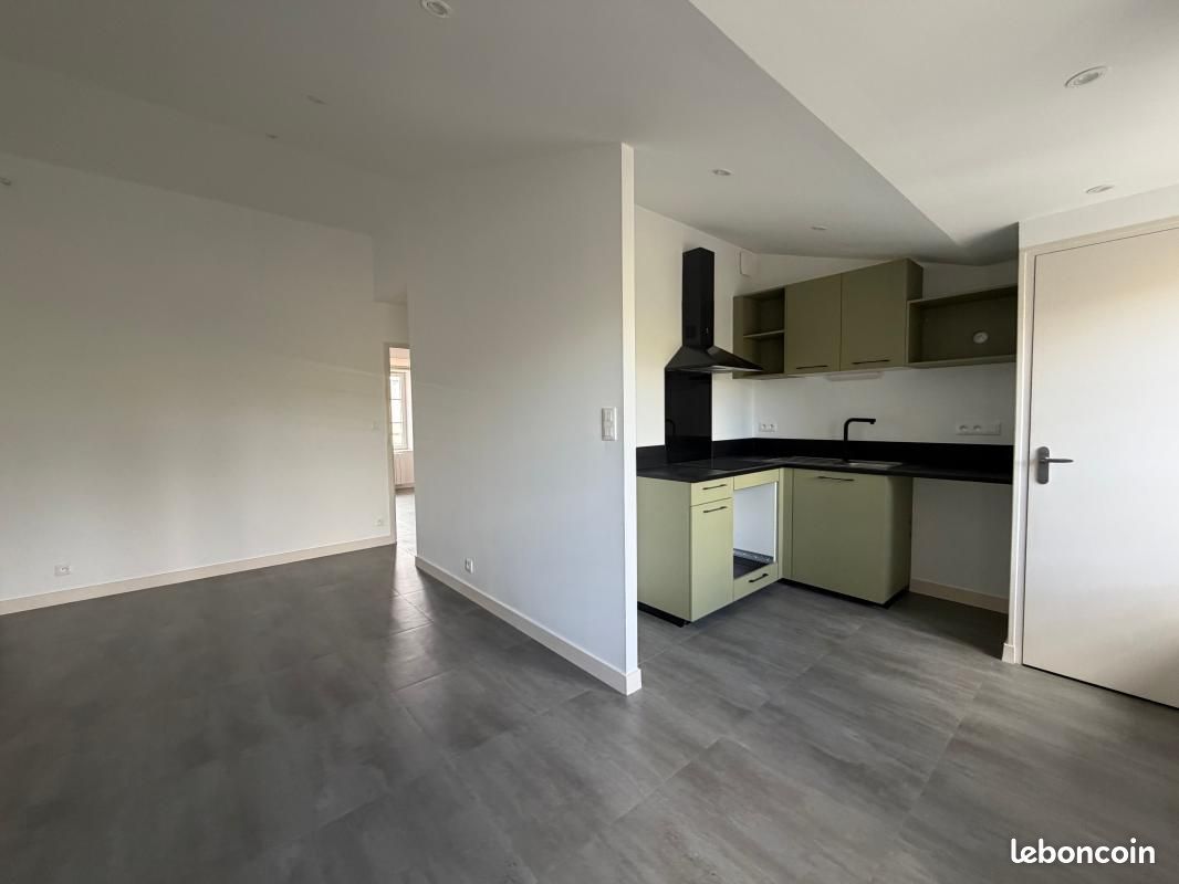 Appartement 3 pièces 55 m² · à La Rochelle · 55 m² · 942 €/mois