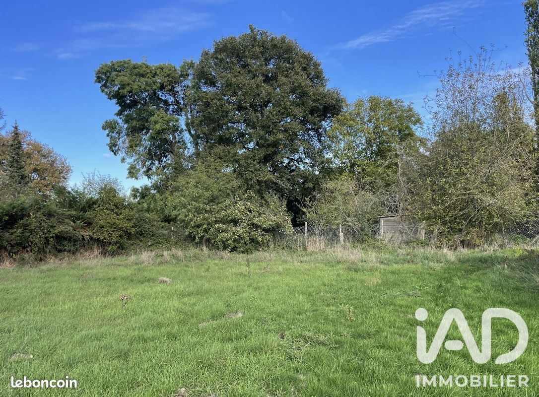 Terrain 1700 m² · à Sonzay · 1 700 m² · 116 500 €
