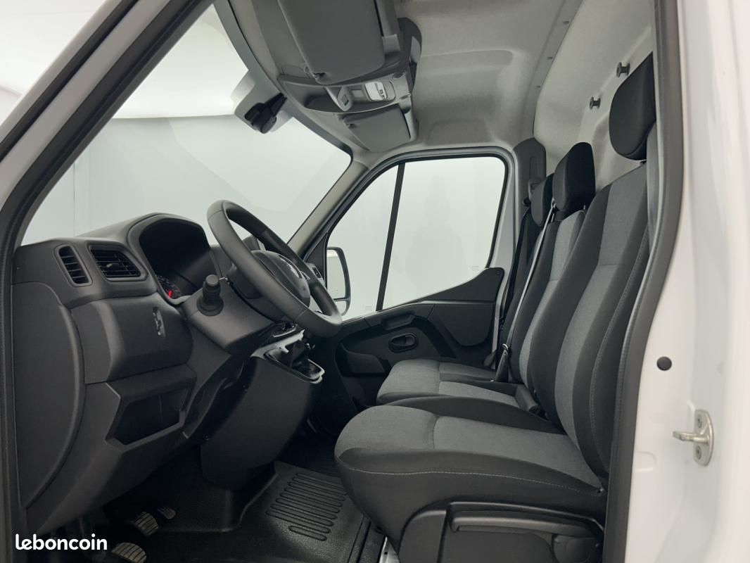 Renault Master FOURGON FGN TRAC F3500 L3H3 BLUE DCI 135 CONFORT AVEC KIT BOIS (image 15)