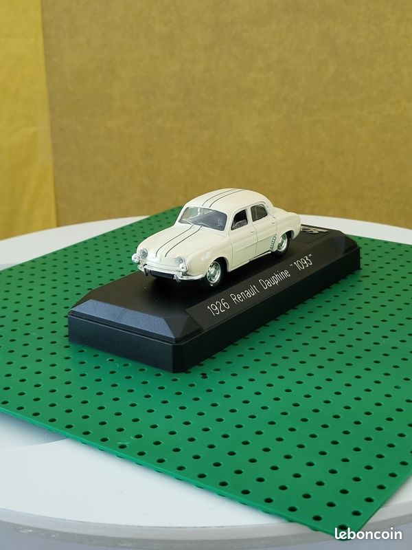 MILEZIM RENAULT Dauphine 1093 1962 1.43