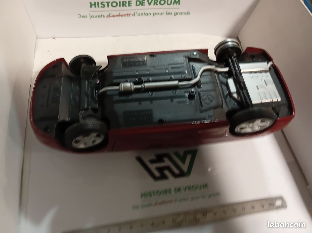 Peugeot 307 CC Rouge Solido 1/18 Miniature Cabriolet Modèle Ouvert