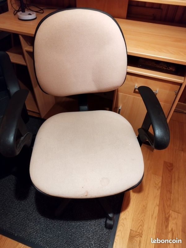 Chaise de bureau (image 1)