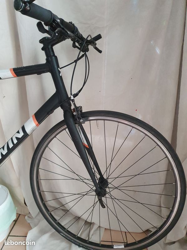 Velo de route triban 500 (image 5)