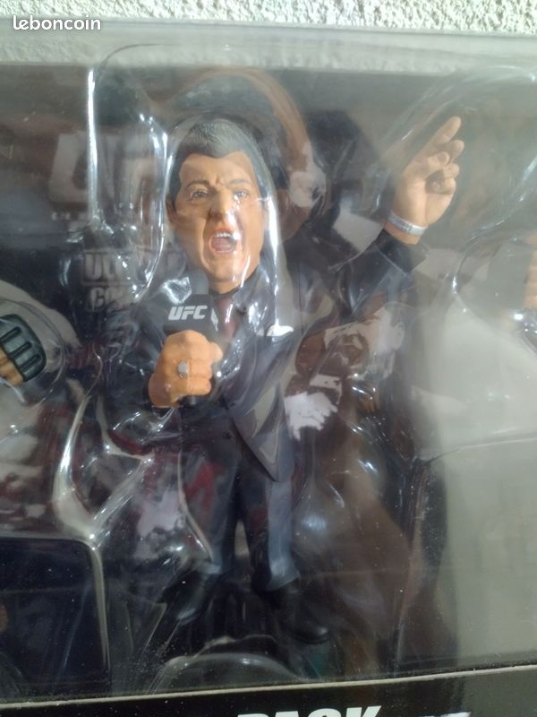 Figurine UFC - coffret arbitre et 2 combattants ⚡💥⚡ (image 3)