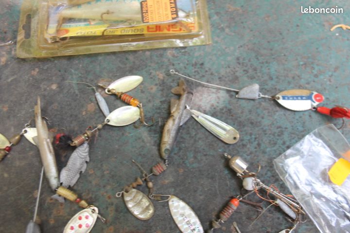 Leurre de pêche ancien en métal inconnu (lot#18578) - eBay