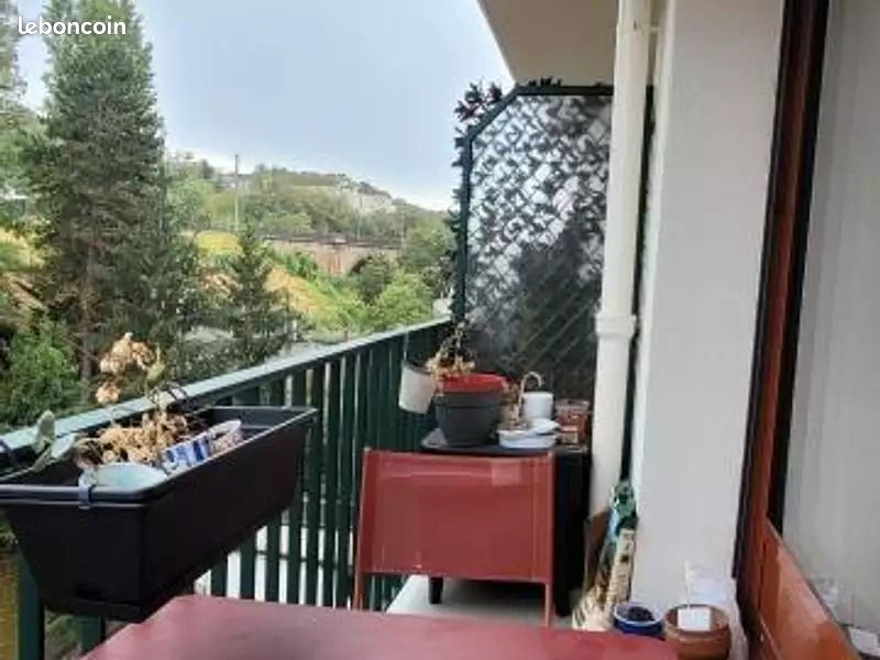Appartement 4 pièces 82 m² · à Issy-les-Moulineaux · 82 m² · 1 009 €/mois
