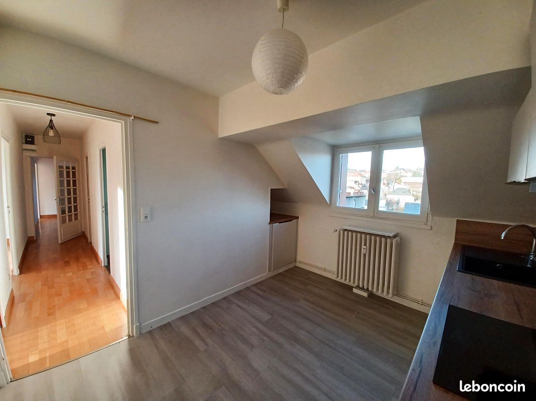 Appartement a louer aurillac - 3 pièce(s) - 79 m2 - Surfyn