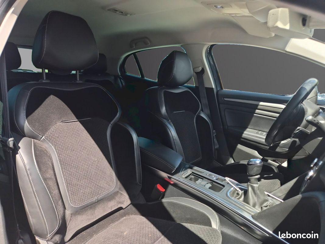 RENAULT MEGANE IV 1.5 DCI INTENS 110Ch Carplay Caméra Recul Garantie 12 mois (image 9)
