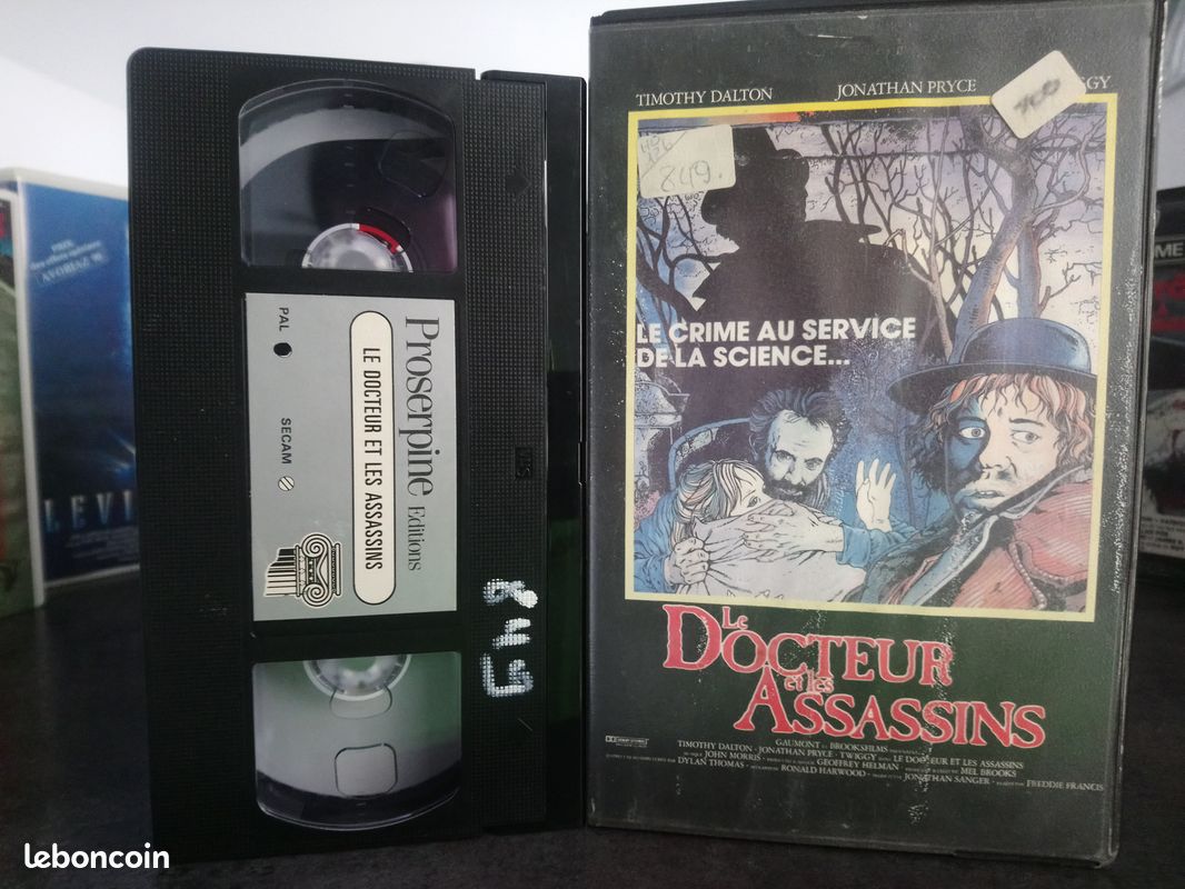 Le Docteur et les Assassins (The Doctor and the Devils) 1985 VHS RARE (image 3)
