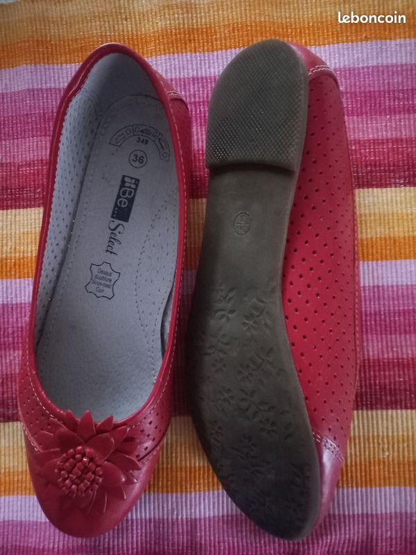 Ballerines Noires En Daim - Taille 36 - Marque Leclerc - Occasion