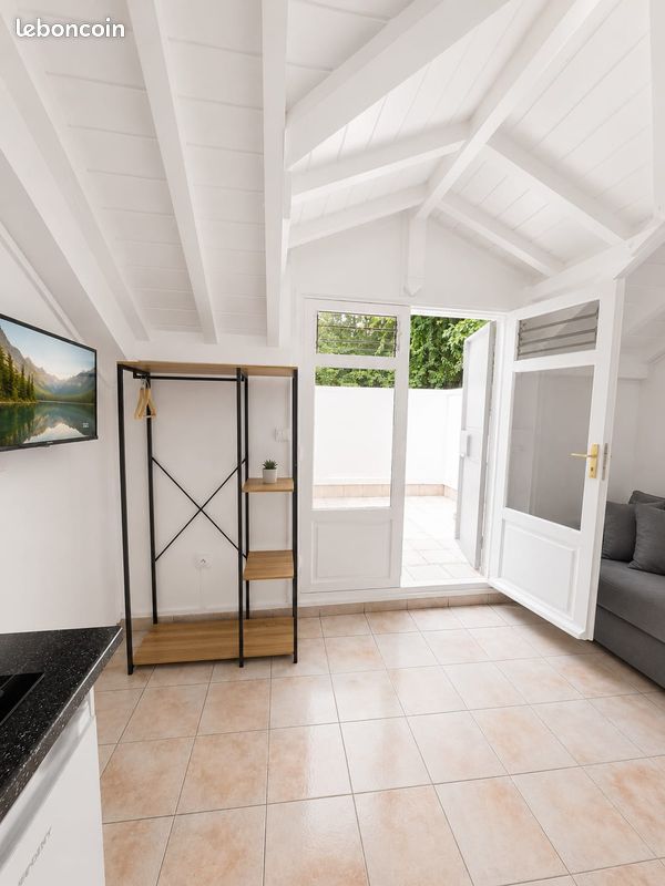 Appartement 1 pièce 12 m² · à Pointe-À-Pitre · 12 m² · 700 €/mois