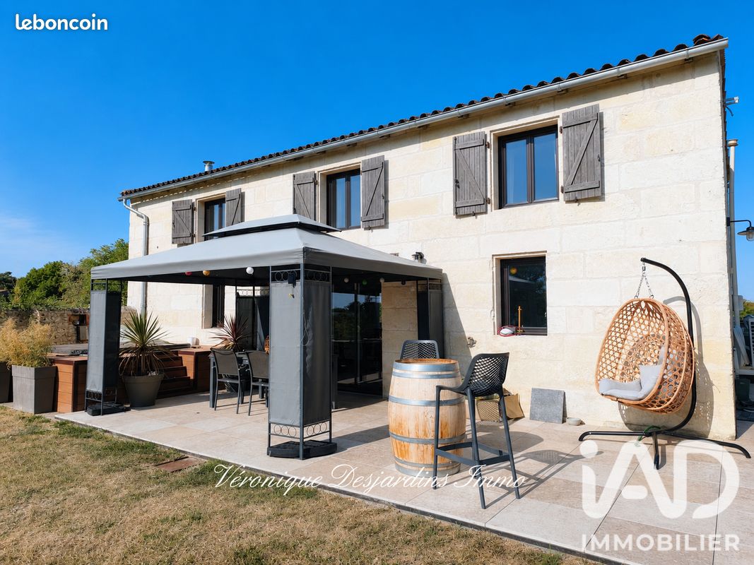 Maison 5 pièces 120 m² · à Thénac · 120 m² · 256 000 €