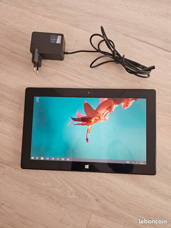 Microsoft Surface Go 2 : de la tablette au PC, en un clin d'œil Microsoft Surface Go 2 : de la tablette au PC, en un clin d'œil