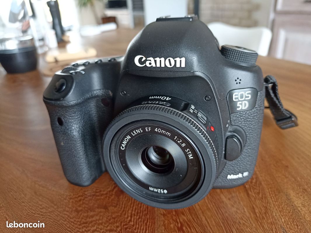 Appareils photo anciens reflex mono-objectif PRAKTICA