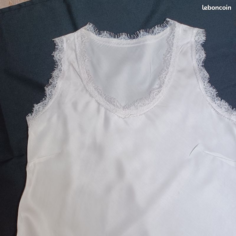Tunique satinée et dentelle T 38 crème (image 2)