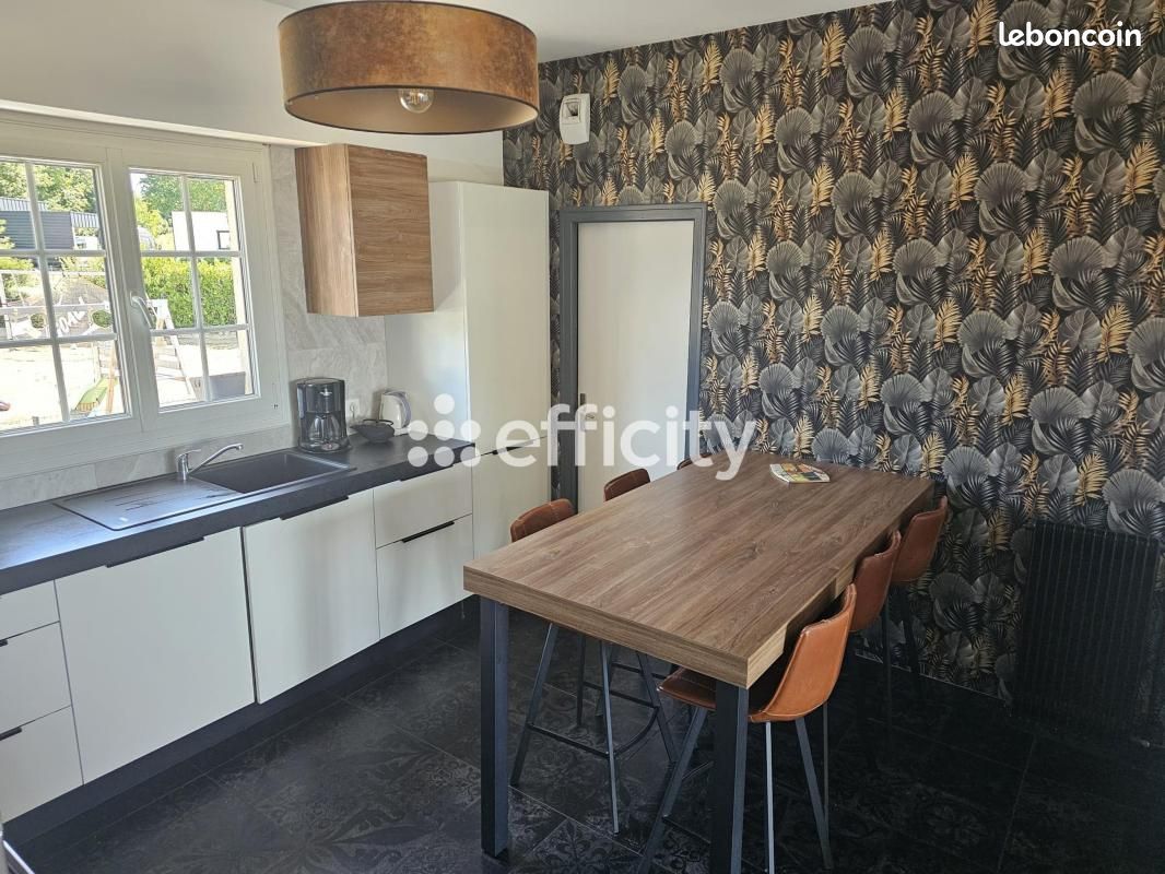 Maison 7 pièces 170 m² · à Montauban-de-Bretagne · 170 m² · 365 960 €