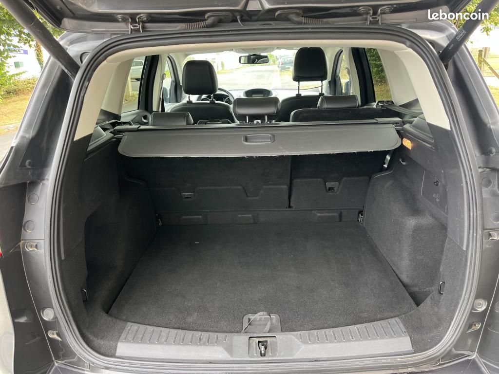 FORD KUGA 2.0 TDCi - 180 Powershift 4x4 Sport Platinium (image 24)