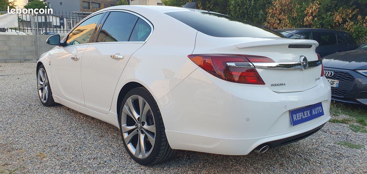 Opel Insignia 2.0 CDTI 170ch Cosmo Pack ecoFLEX Start&Stop ligne OPC (image 4)