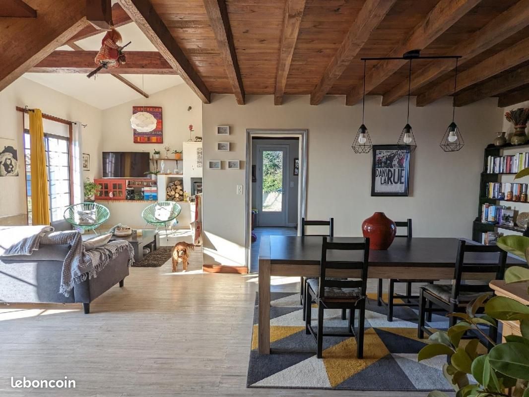 Maison 7 pièces 167 m² - Boutiers-Saint-Trojan 16100 (image principale 2)