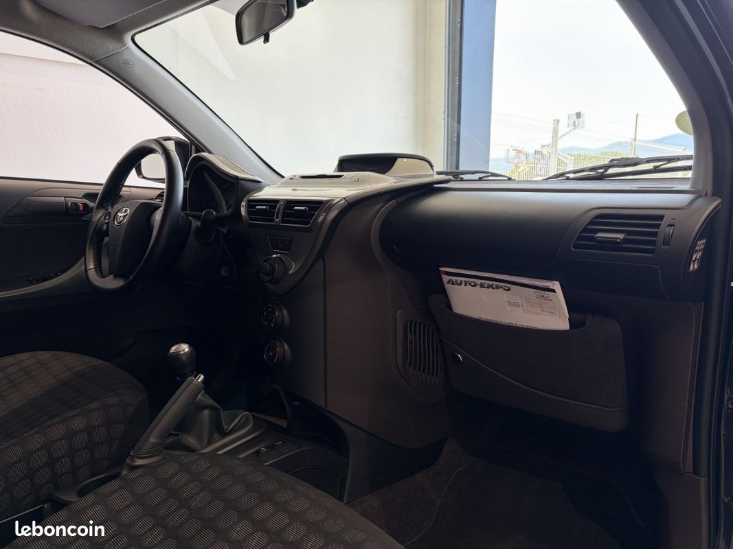 Toyota IQ 68 VVT-i iQ1st (image 5)