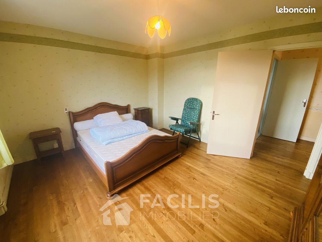Maison 6 pièces 143 m² - Chasseneuil-sur-Bonnieure 16260 (image principale 4)