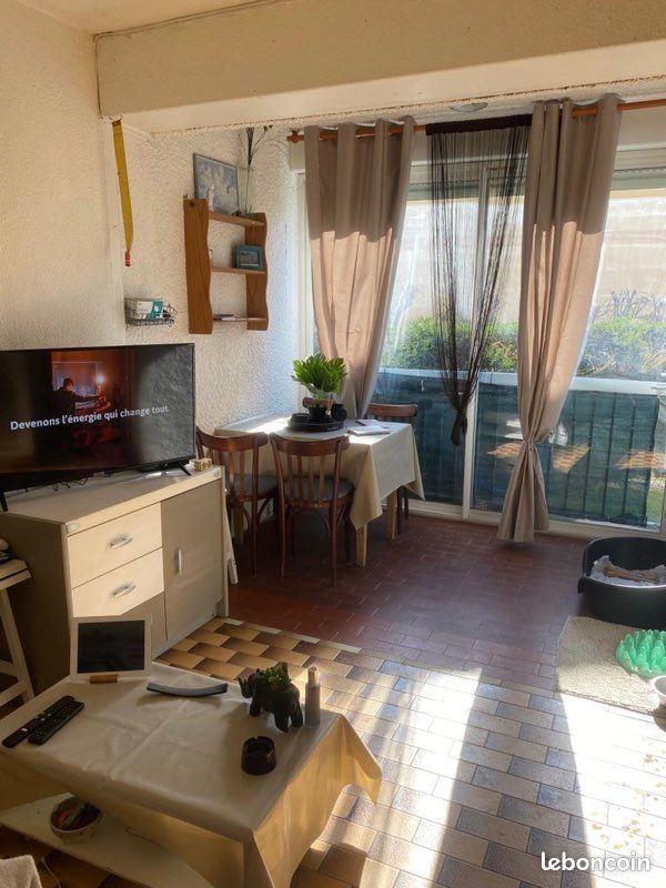 Studio cabine valras plage proche mer (image 1)