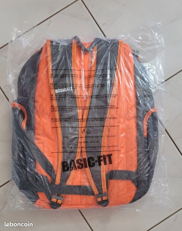 Sac à dos Basic fit Neuf (image 2)