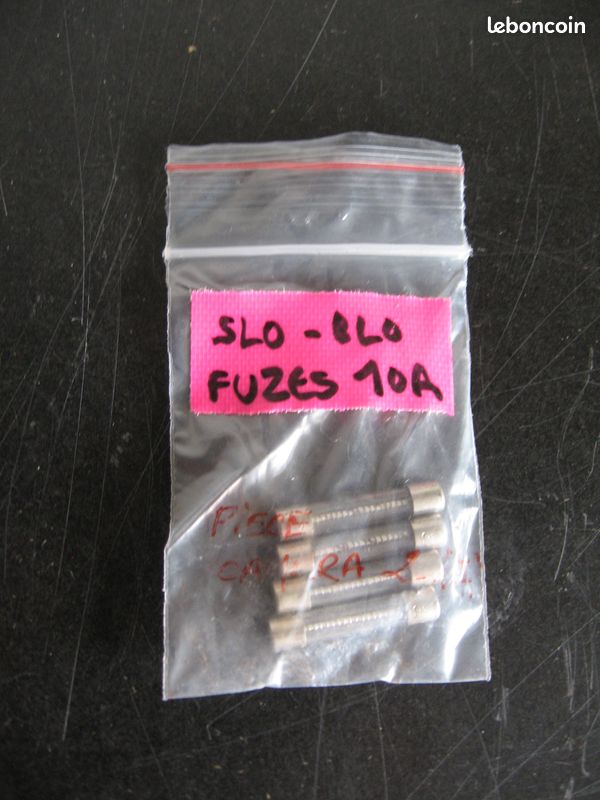 3 fusibles Slo Blo 32V 10A 313 made in Mexico (image 2)