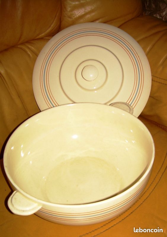 Soupière ou légumier ancien en faience terre de fer(vic) (image 2)
