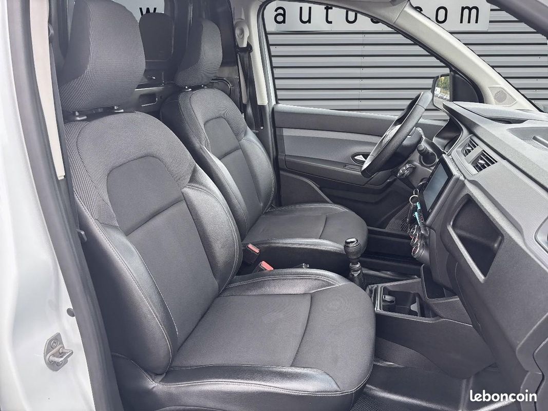 RENAULT EXPRESS 1.5 Blue dCi 95 II VAN FOURGON Confort (image 18)